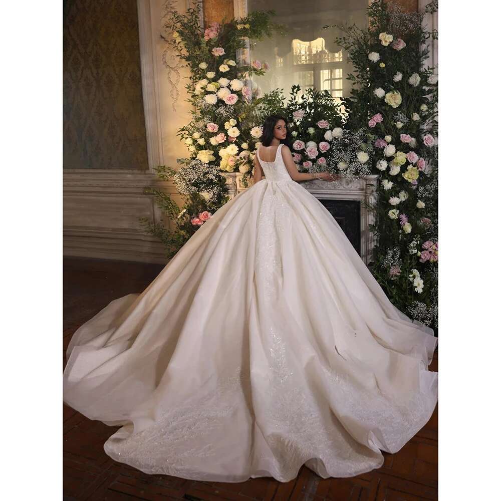 Elegant Square Neck Ball Gown Wedding Lace Applique Sleeveless Dress Custom Princess Bridal Dresses 6660311