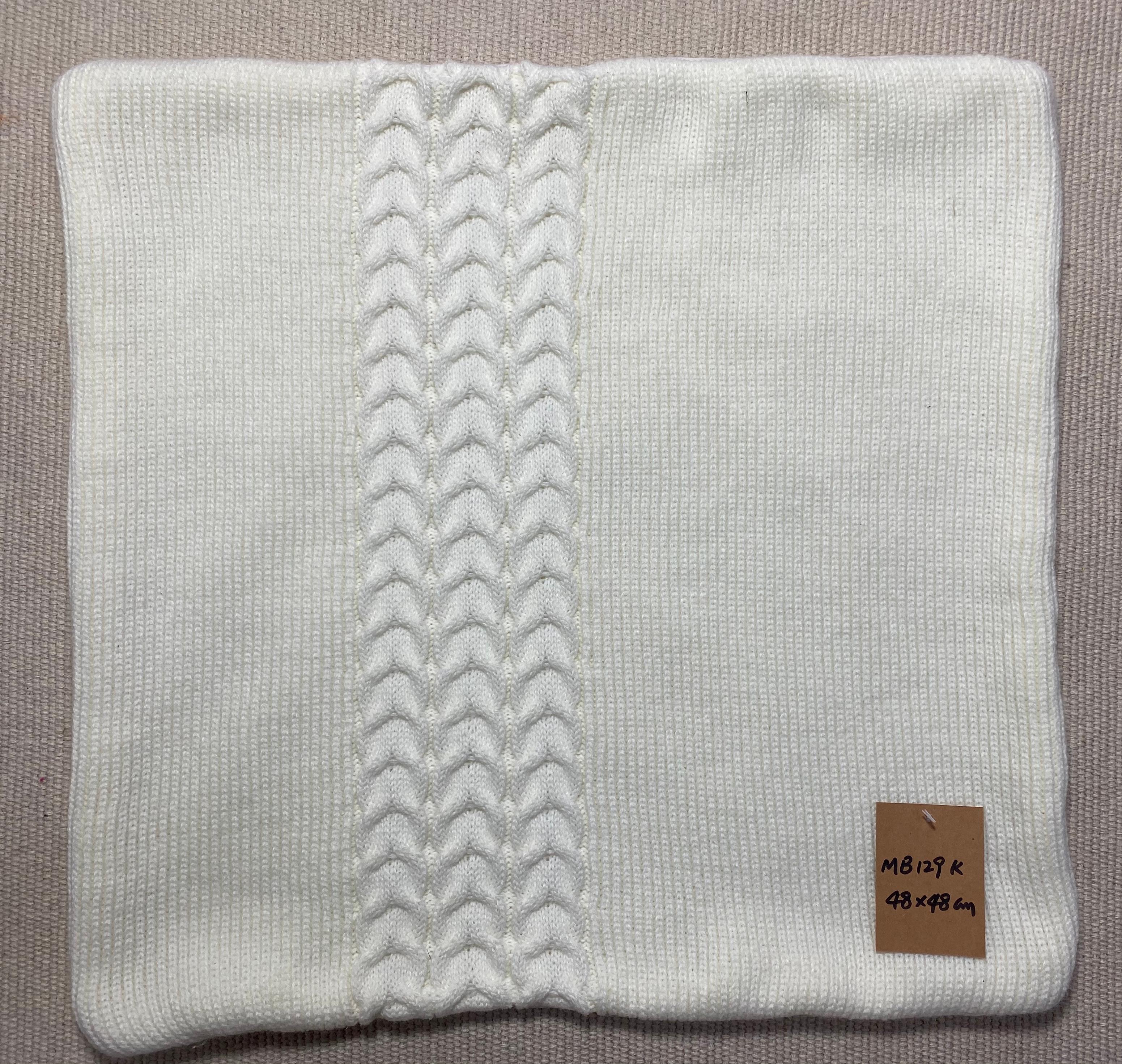 Chic Living Room Accents - Comfortable Versatile Fabric Cushions with Natural Texture