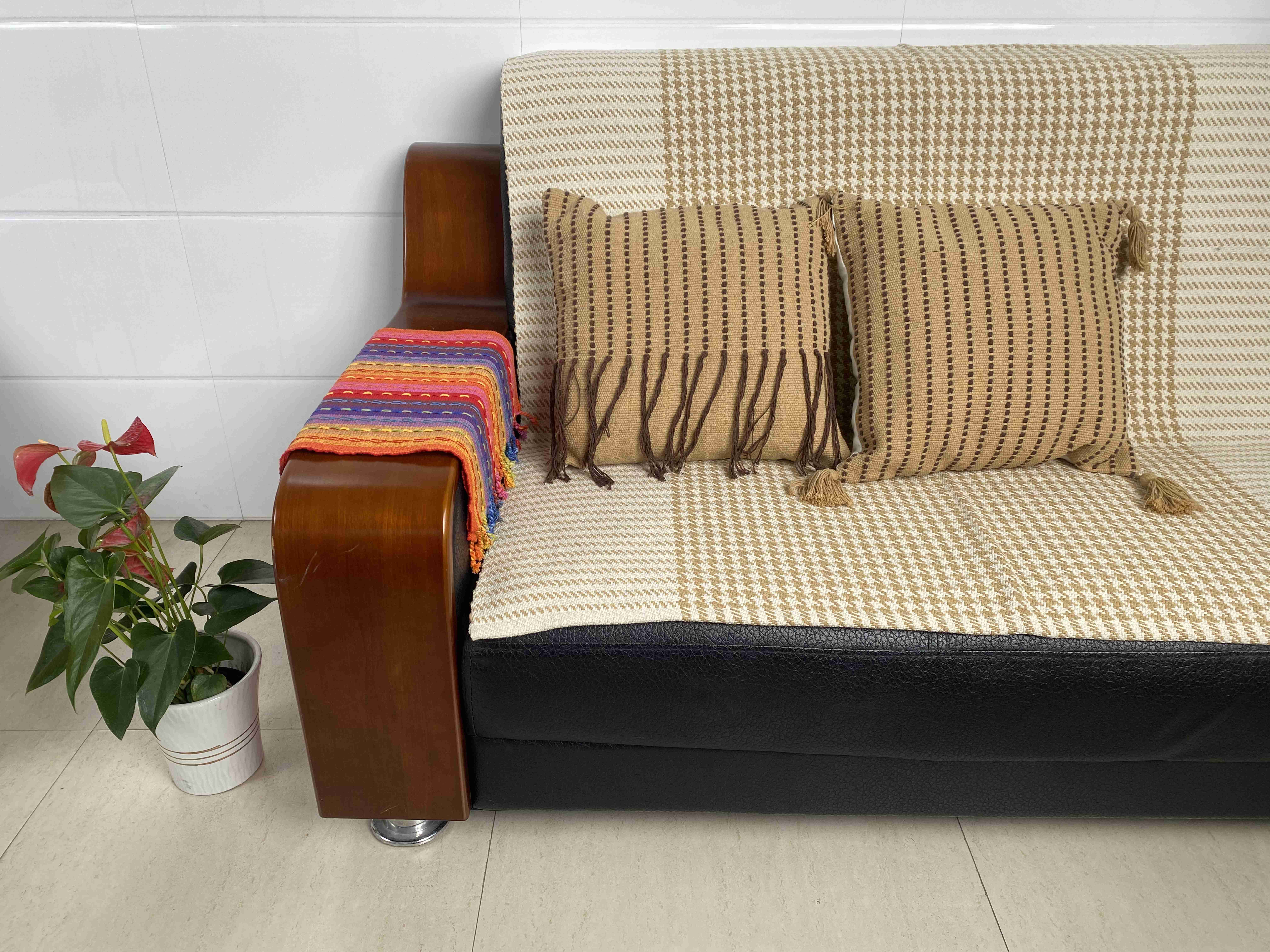 Elegant Durable Fabric Cushions with Breathable Handwoven Texture - Ideal for Living Rooms