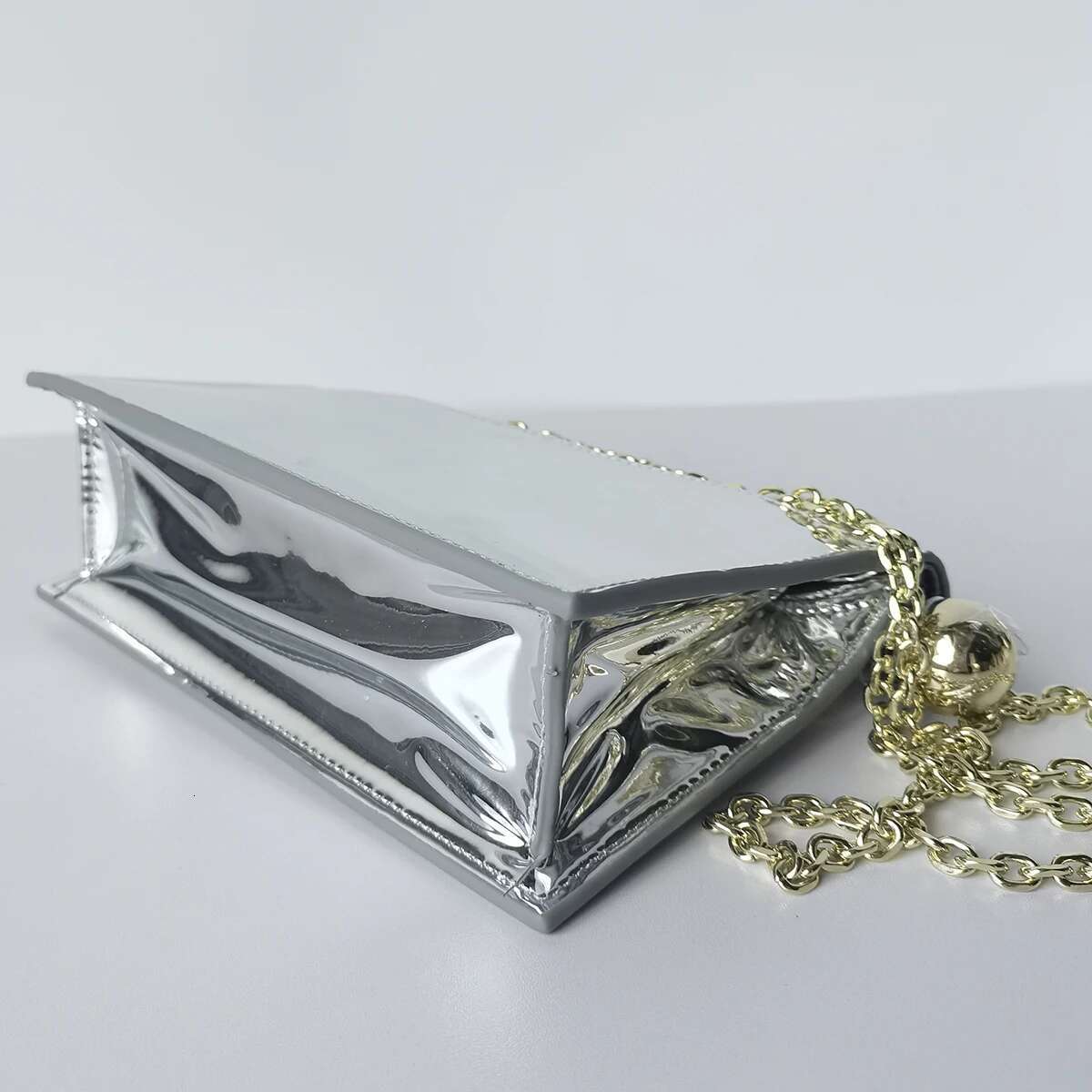 Sheepskin 2025 Niche Design Folded Genuine Leather Ins Fashion Evening Clutch High Quality Women's Shoulder Crossbody Bag