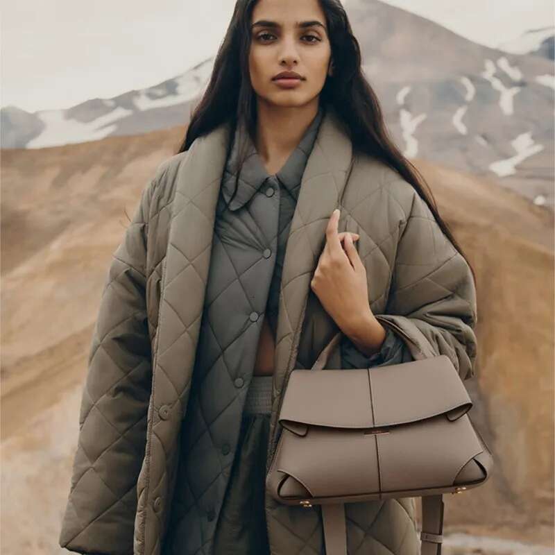 Light Brand Women's For Autumn And Winter 2025, New Designer High-End Pleated Shoulder Crossbody Handbag