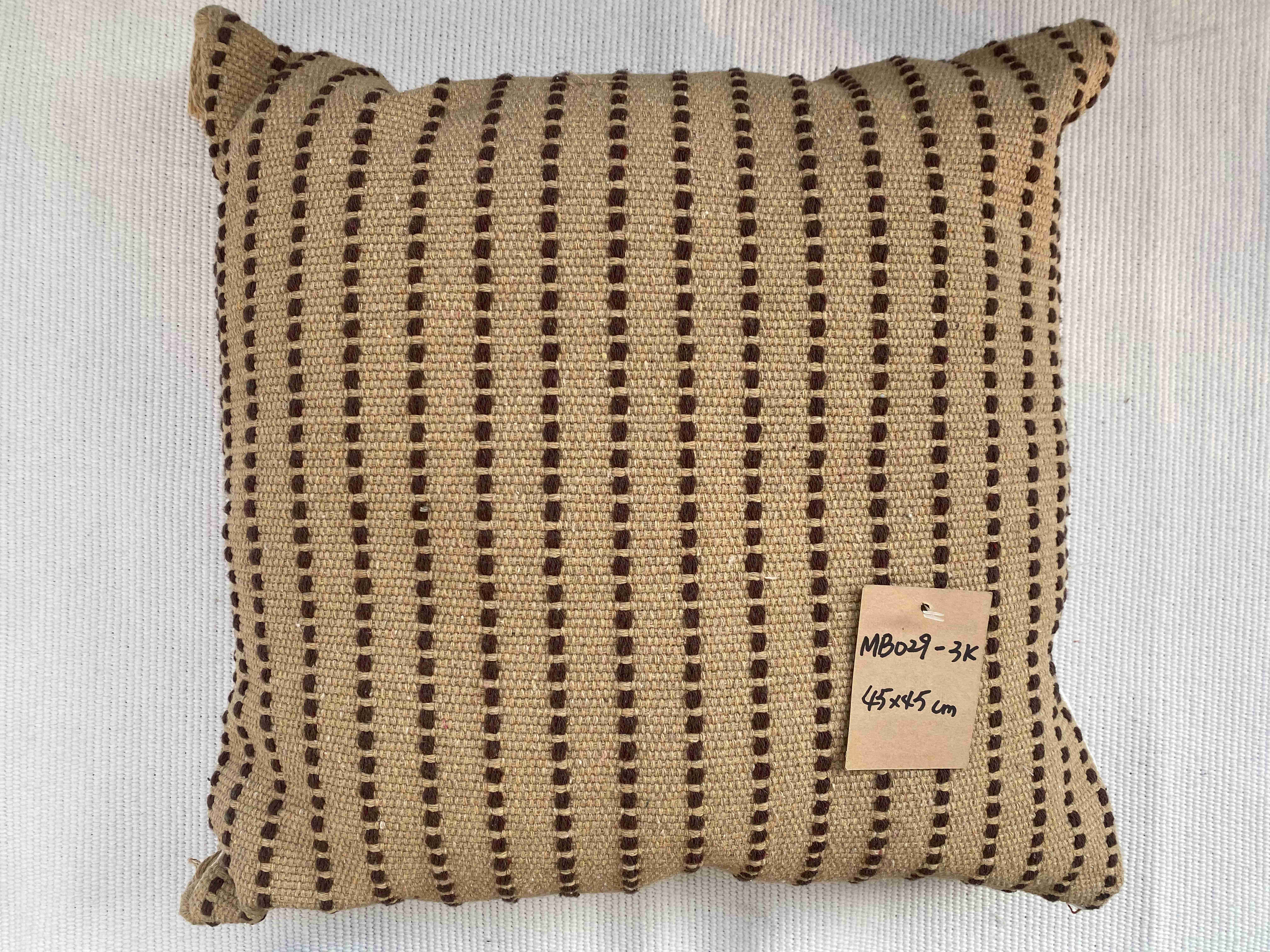Elegant Durable Fabric Cushions with Breathable Handwoven Texture - Ideal for Living Rooms