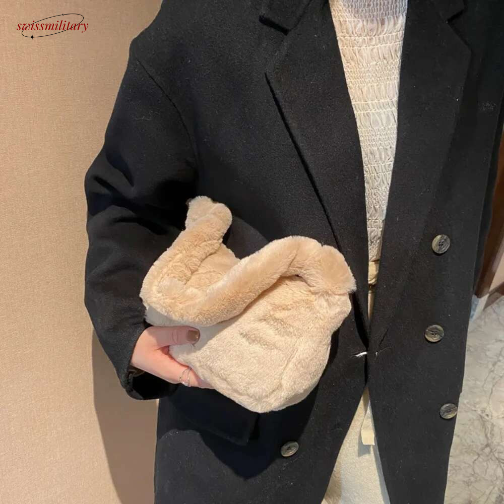 New Trendy Fashionable and Girls Handheld Plush Bag swissmilitary