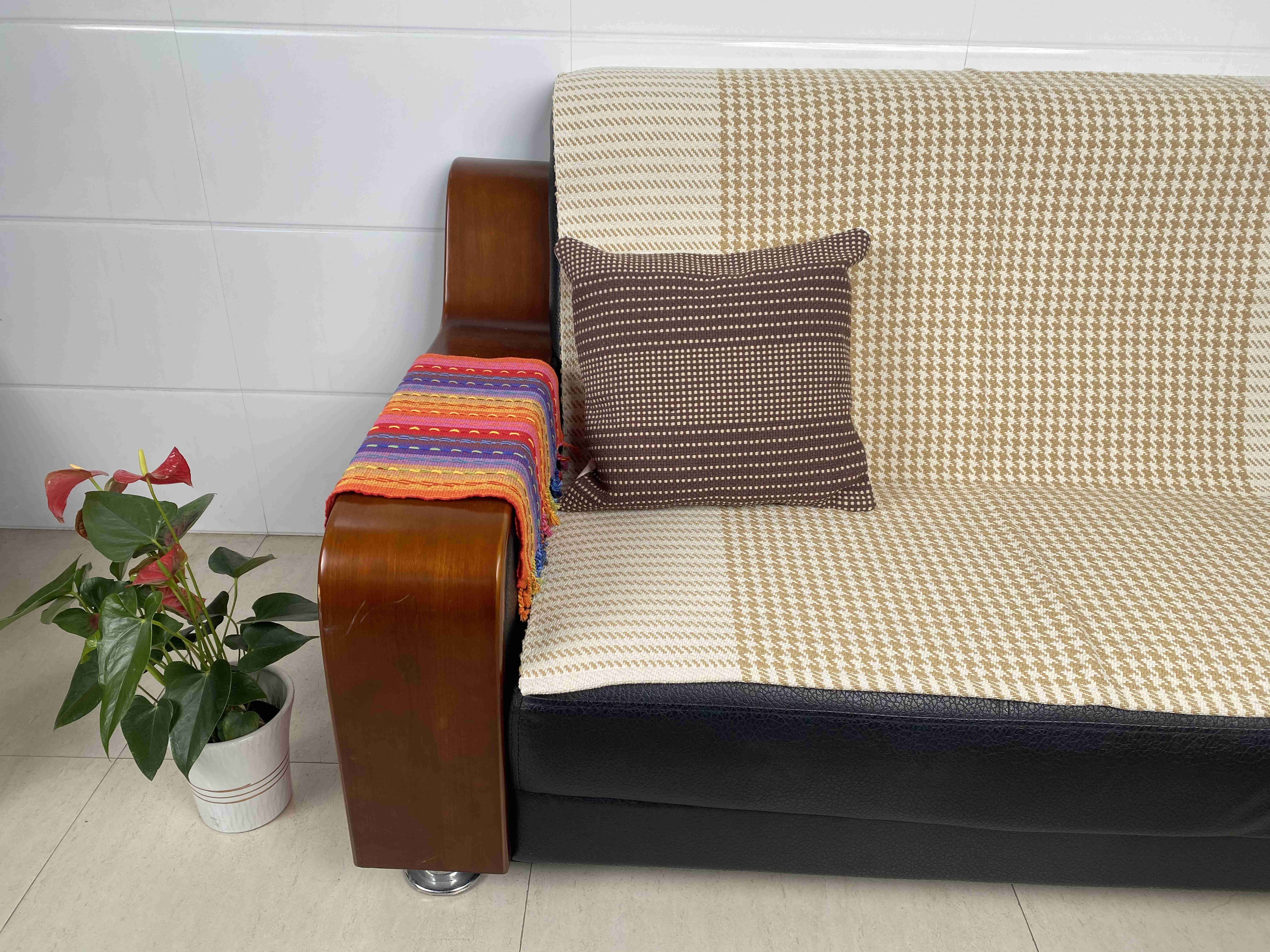 Hand-Woven Colorful Sofa Pillow Case with High Durability & Good Airflow