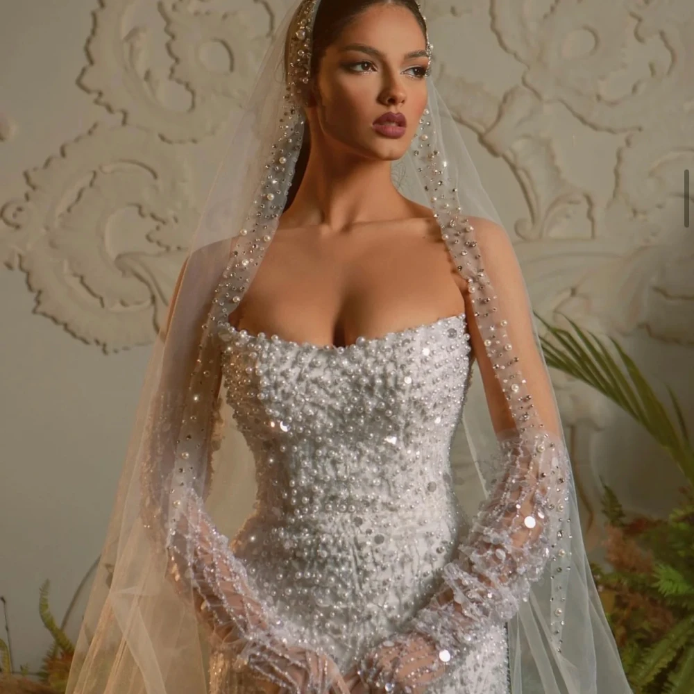 Elegant Mermaid Wedding Dresses For Women Strapless Sleeveless Gown Sequins Pearls Sweep Train Customized Dress