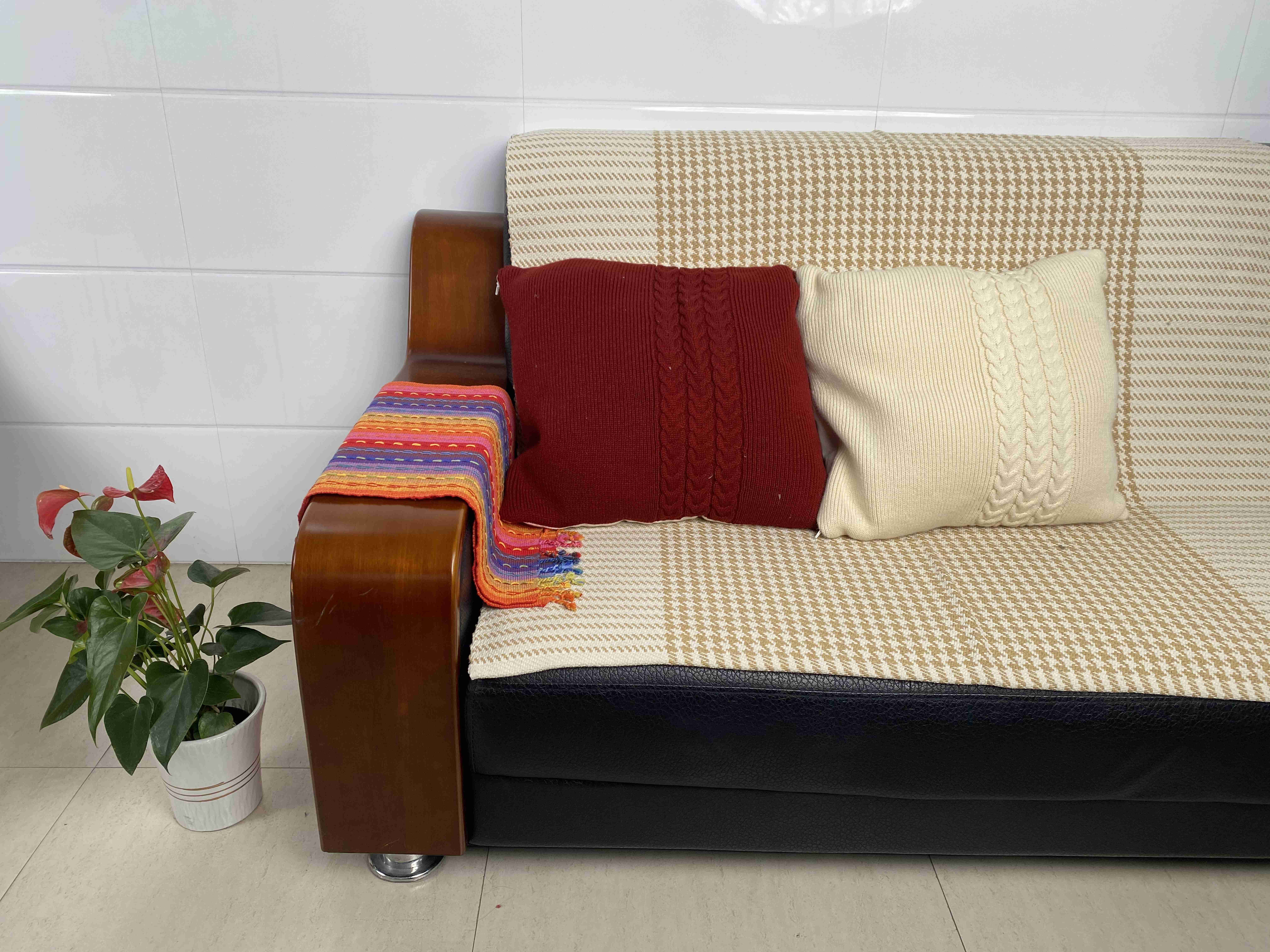 Natural Textured Versatile Fabric Cushions for Elegant Living Room Decoration