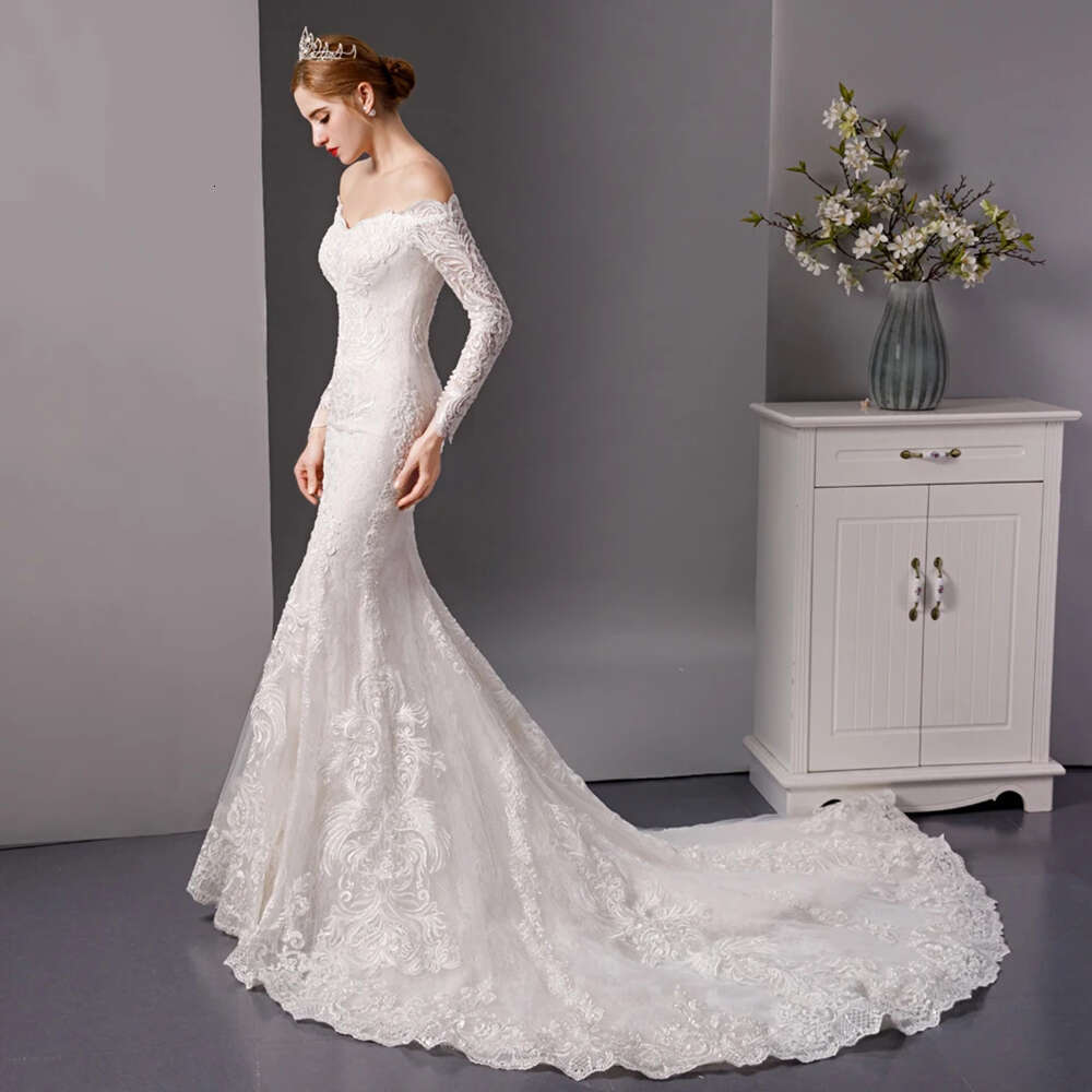 Custom Stylish Boat Neck Long Sleeves Mermaid Wedding Lace Appliques Fringed Princess Bridal Dresses