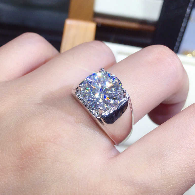 Classic Design Mens Engagement Ring 3-5 Carats Moissanite Diamond 18K White Gold Luxury Moissanite Men Ring