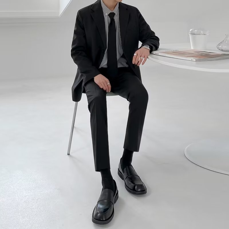 L121Premium Men's Slim Fit Suit Coat Versatile and Sophisticated Style