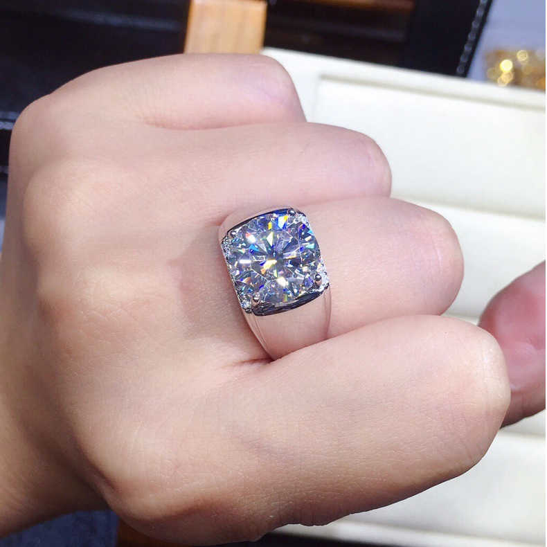 Classic Design Mens Engagement Ring 3-5 Carats Moissanite Diamond 18K White Gold Luxury Moissanite Men Ring