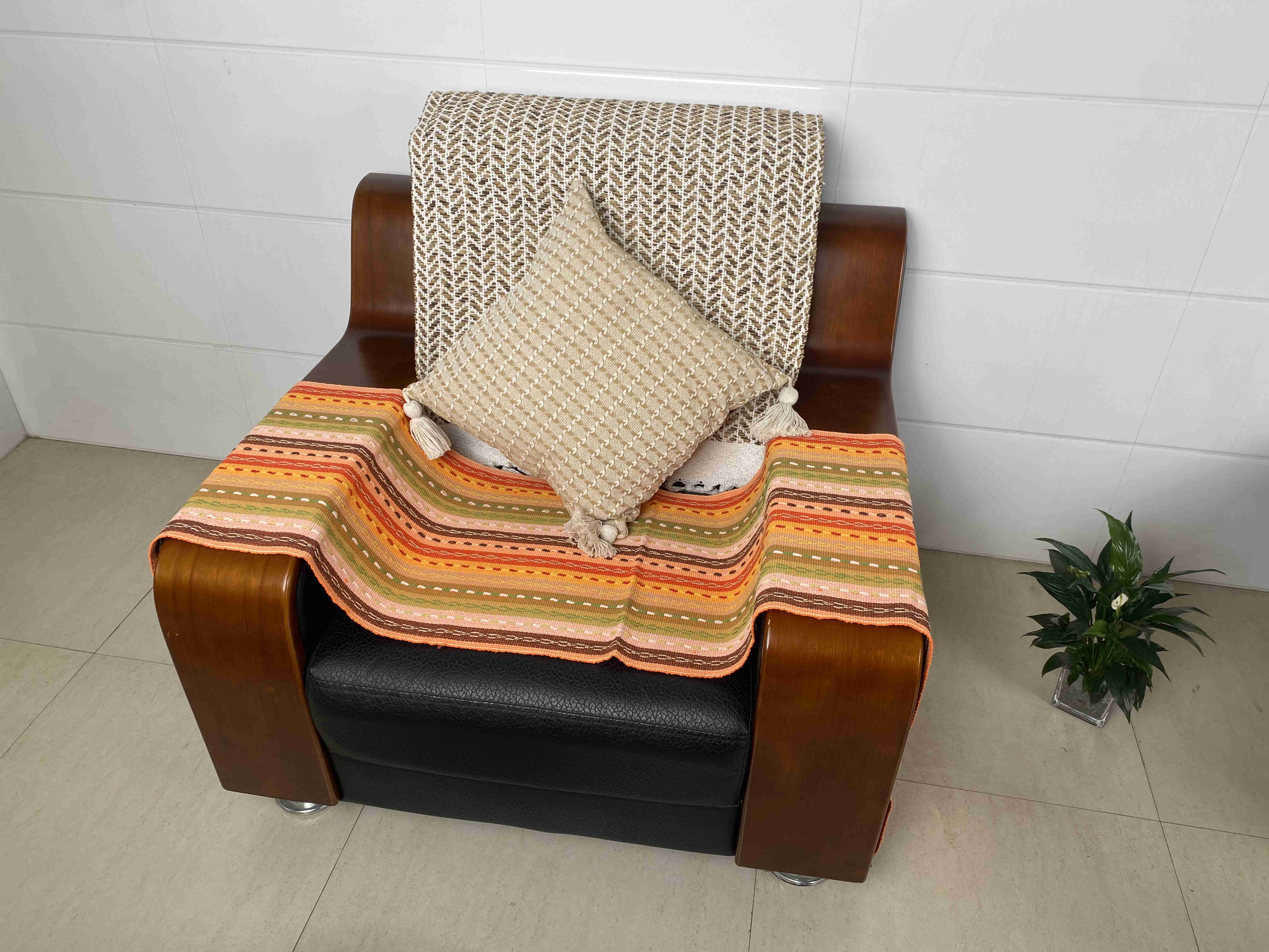 Living Room Essentials Breathable Fabric Cushions with Handwoven Design