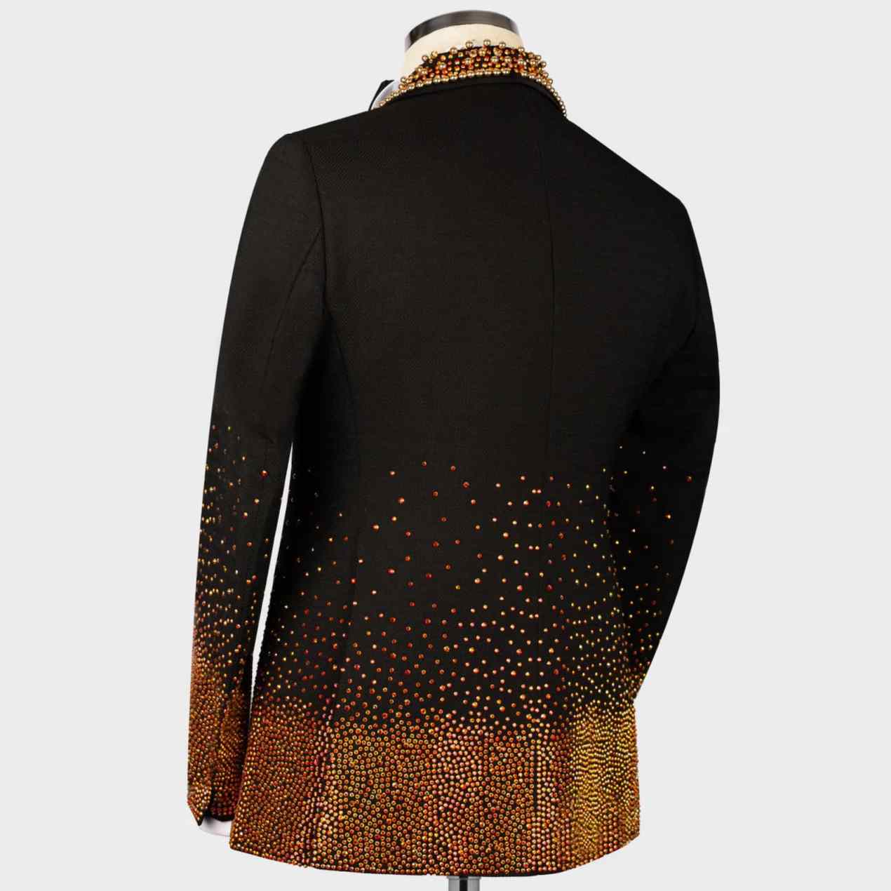 Handsome Customized Slim Fit Groom Tuxedos Designer New Fashions Mens Jackets Beading One Button Business Shawl Lapel Casual Pockets Bridegroom Tailor