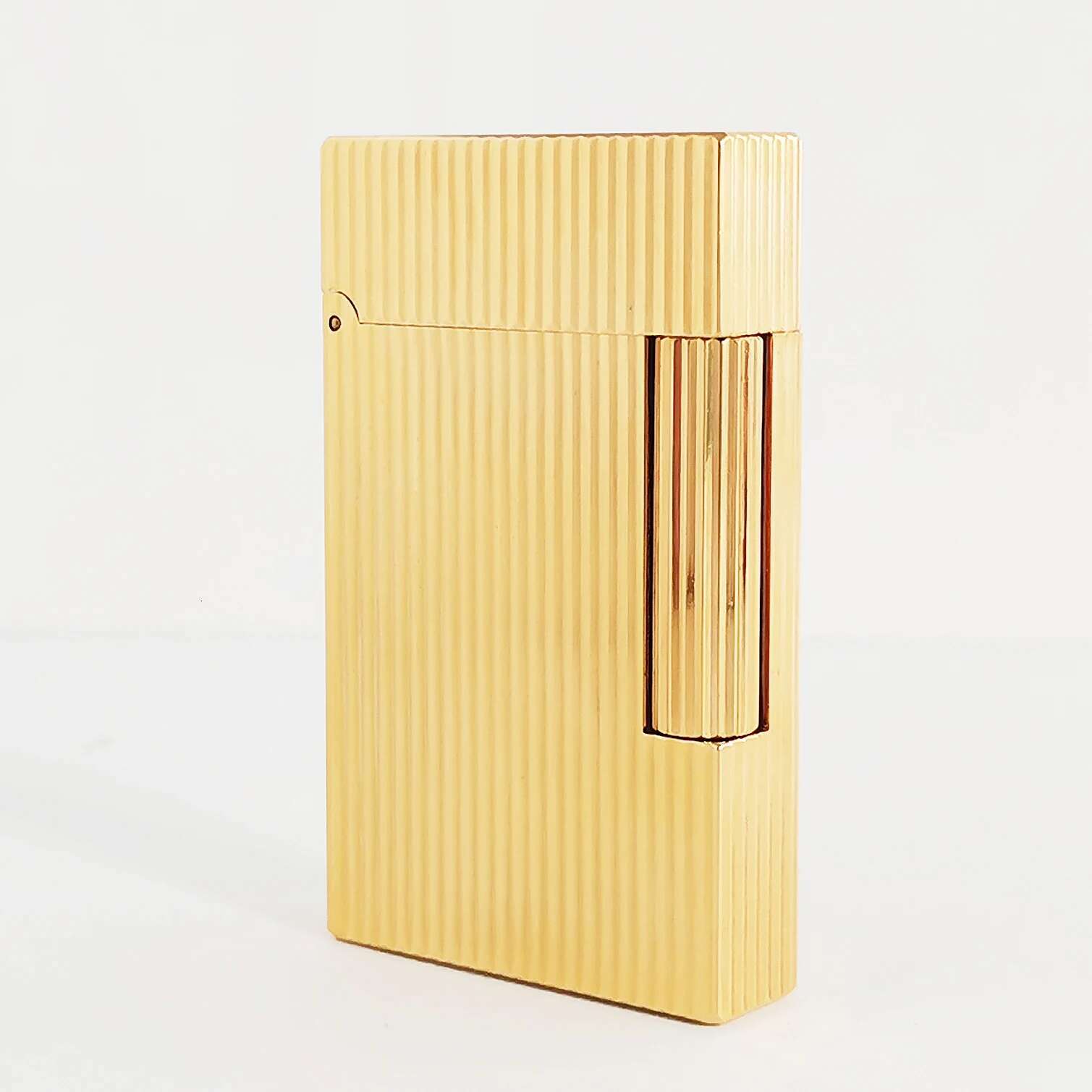 D Brand Butane Lighters Brass Engraved Vertical Es Bright Sound Cigar Smoking Cigarette Accessories For Men Presents