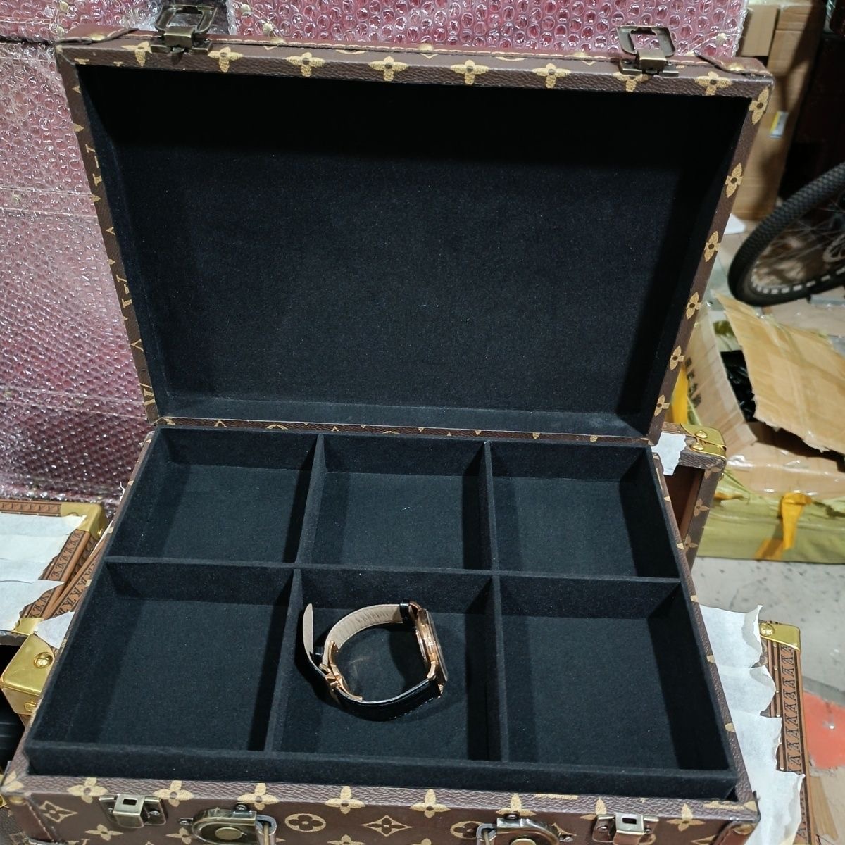 Vintage brown Letter Old Flower home item storage box clothing leather wooden storage box home decoration Organization boxes Bins Can store belts jewe