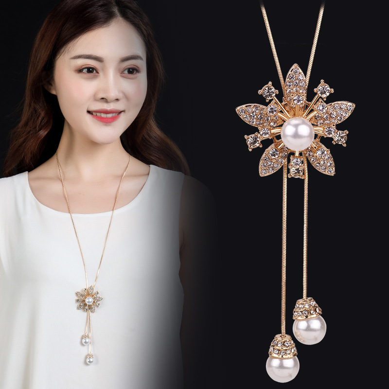 Sophisticated Statement Accessory: Versatile Charm Earrings with Shimmering Stones and Delicate Pearl Touches