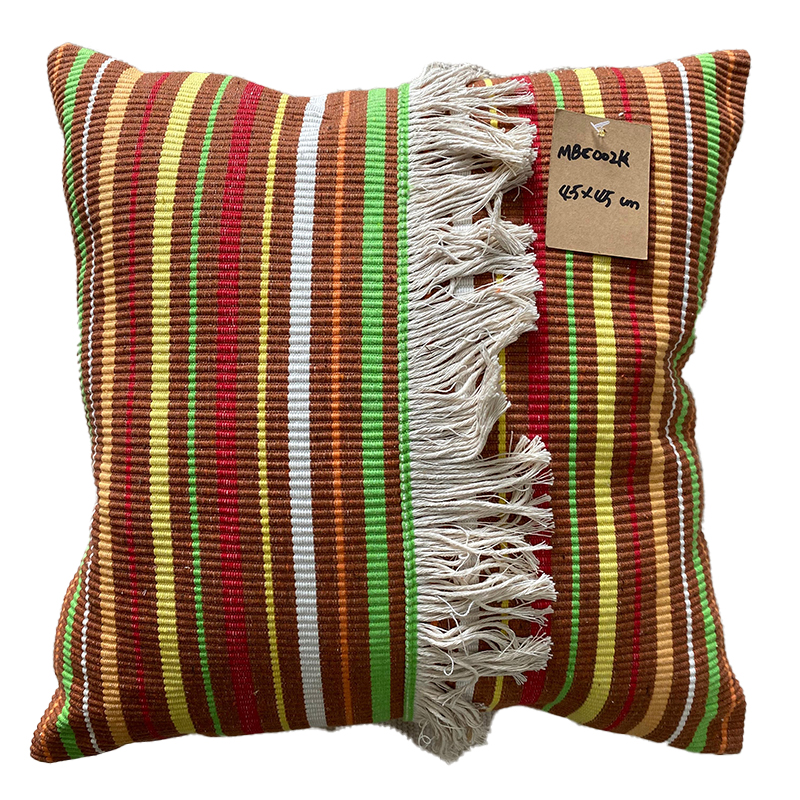 Durable Versatile Fabric Cushions - Perfect for Chic Living Room Decor with Natural Textures