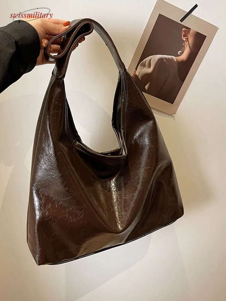 Large Capacity Red Bag For Women 2024 New Retro Texture Single Shoulder Tote Bags Fashion Versatile Casual Ladies Handbags swissmilitary