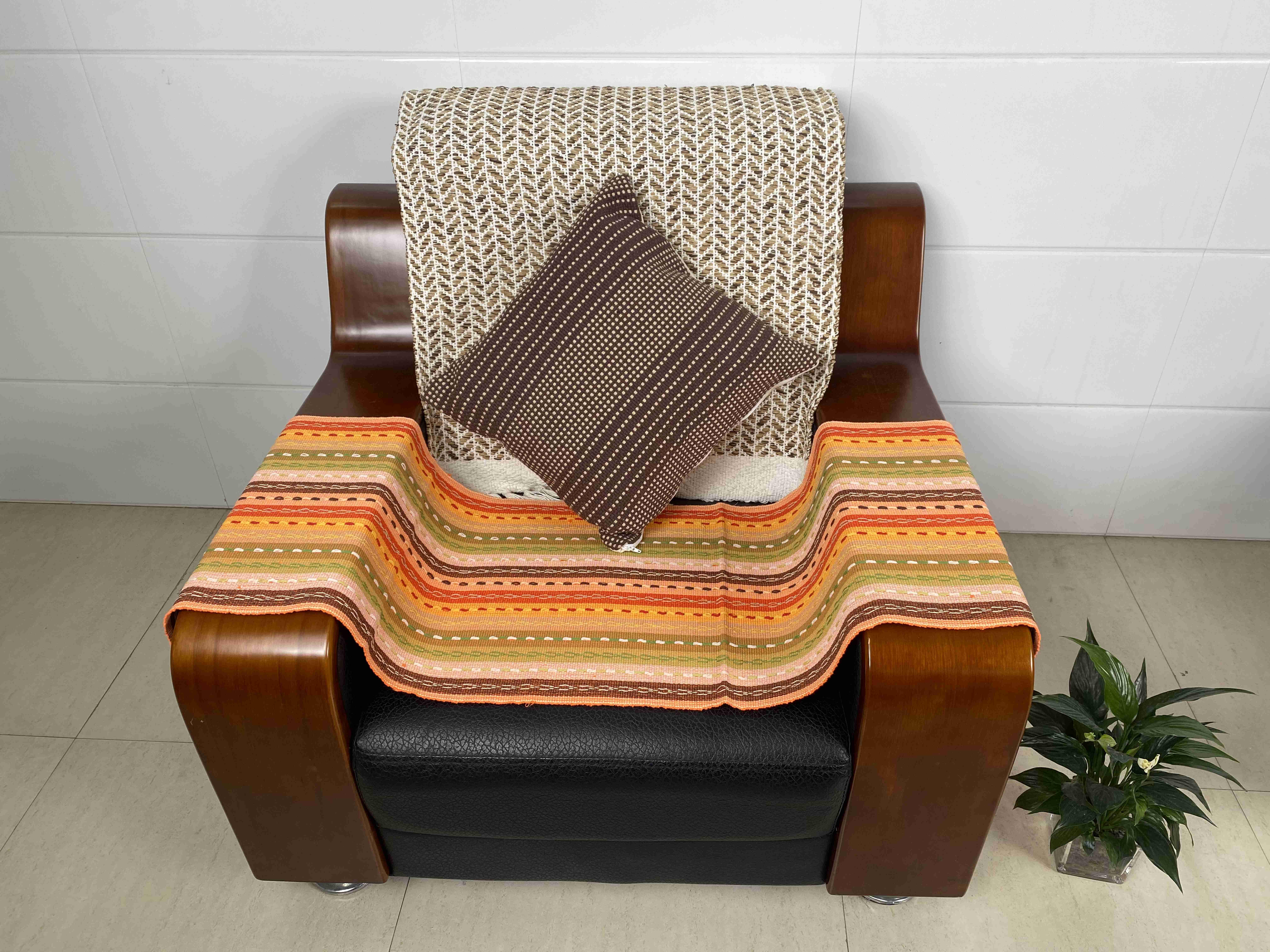 Hand-Woven Colorful Sofa Pillow Case with High Durability & Good Airflow