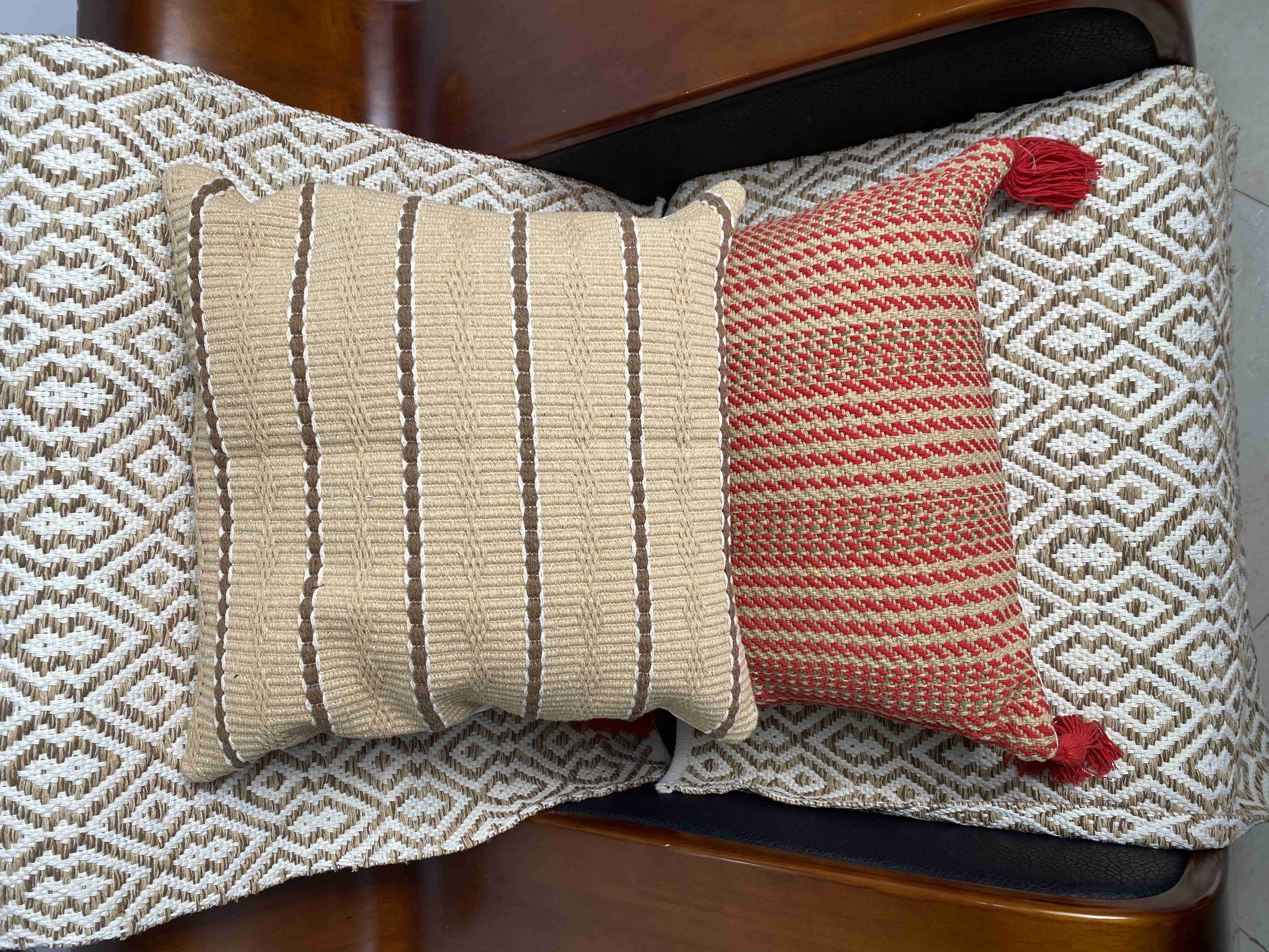Natural Textured Fabric Cushions - Versatile Design for Elegant Living Spaces