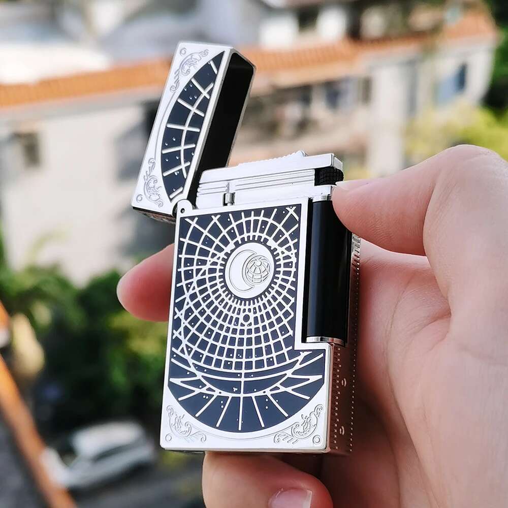 Cool Lighters Style Starry Sky Moon Earth Butane Iatable Soft Flame Stylish Cigar Cigarette Accessory For Halloween Gift 2025
