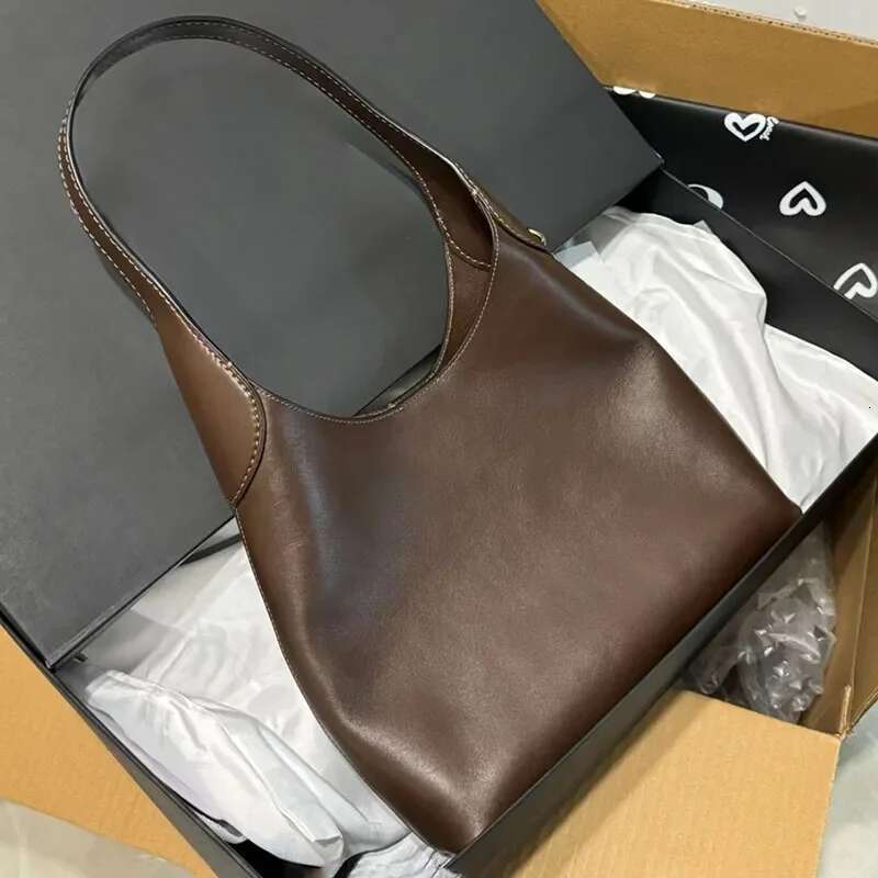2025 New Women's Simple Large Capacity Tote Versatile Commuting Underarm Single Shoulder Bag Motorcycle Equipment Ac motorcycle bag