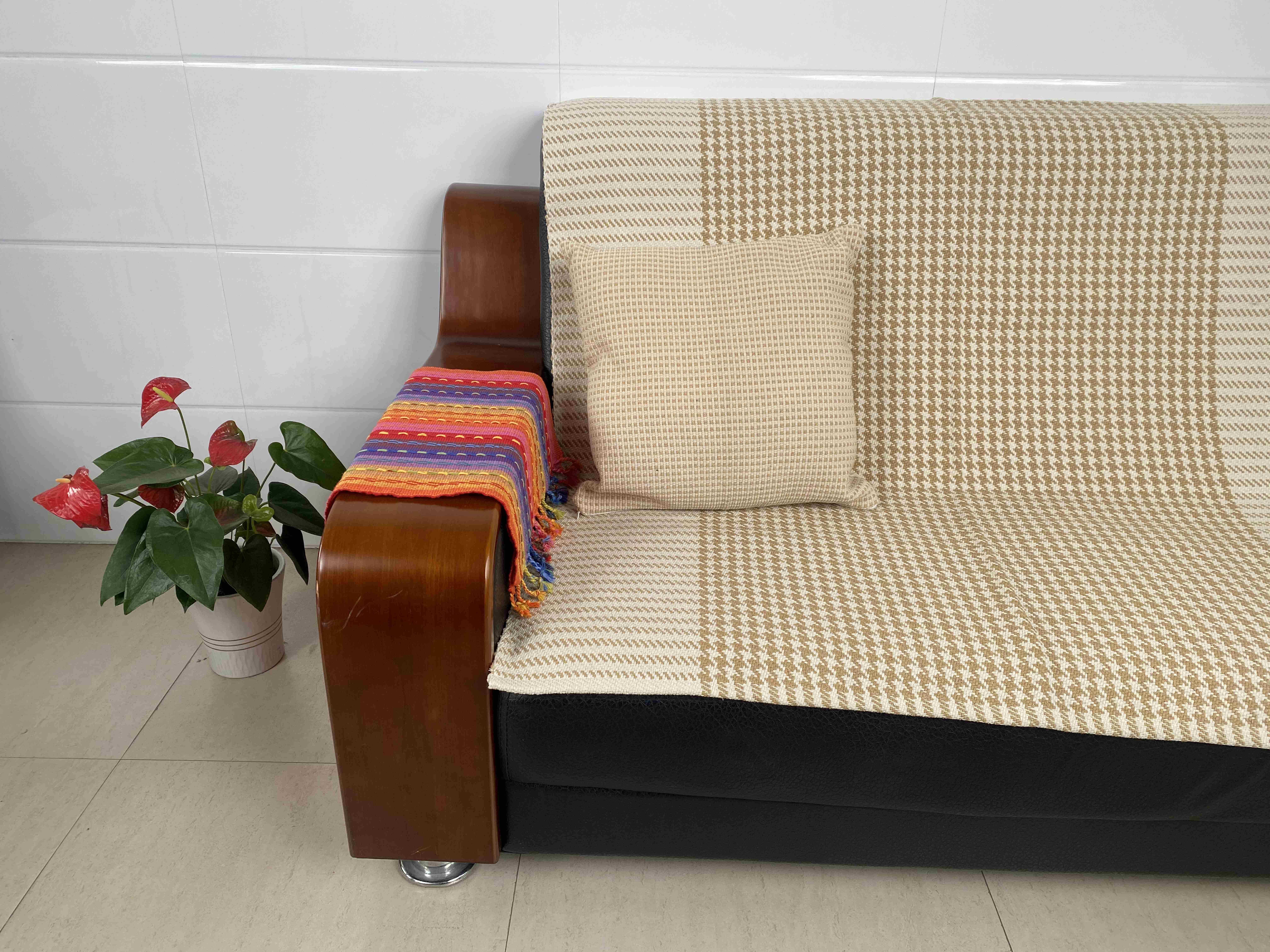 Breathable Handwoven Elegance Fabric Cushion Set for Modern Living Room Decor