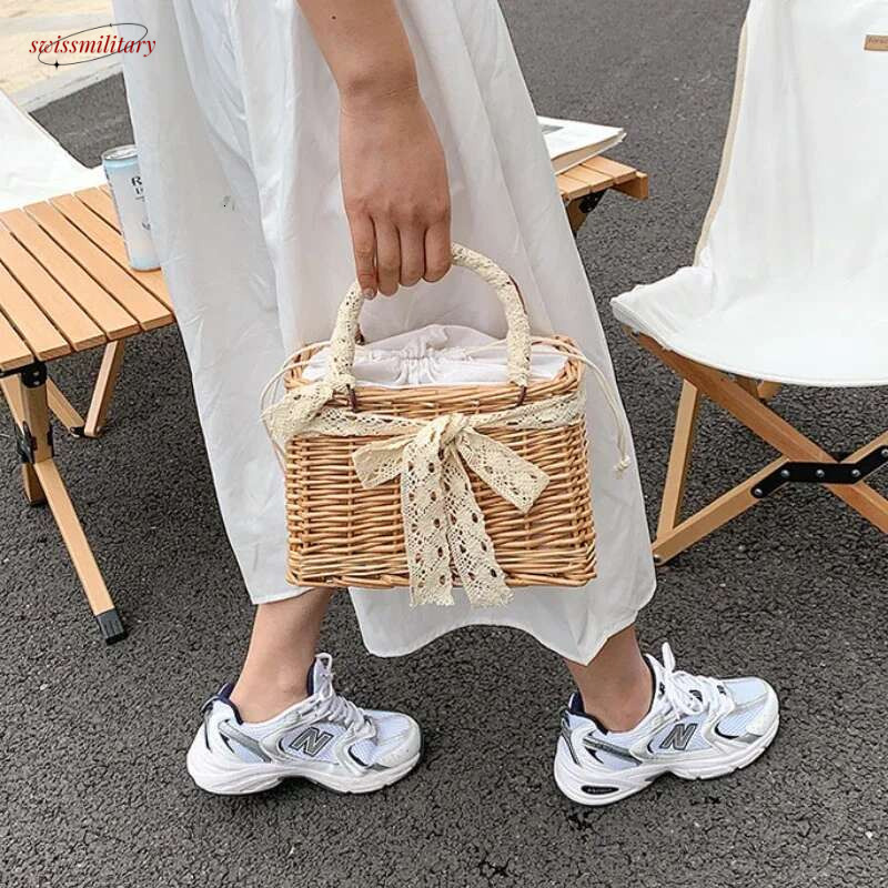 Straw for Women Square Handbags Summer Rattan Shoulder Bags Handmade Knitted Storge Small Totes Bag 2025 New Fashion swissmilitary