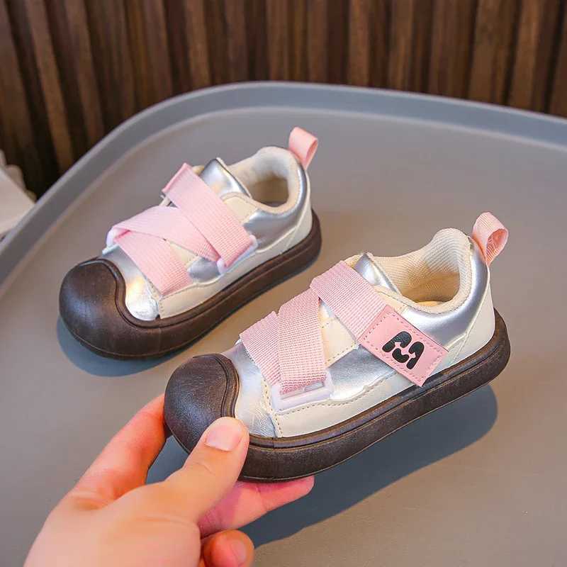 Athletic Outdoor New Children Sneakers Kids Casual Shoes Hoop Loop Sports Shoe Boys Girls Flexible Tennis Infant Baby Non-slip Flat Shoes C260130