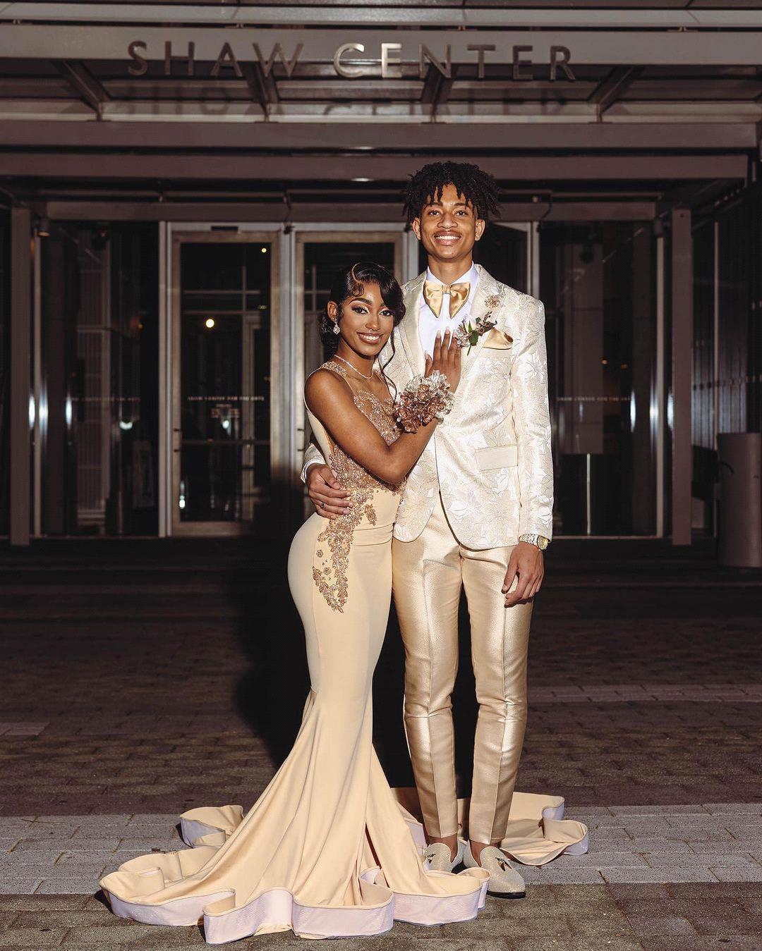 Stunning Champagne Gold Mermaid Prom Dresses With Appliques Beads Sexy Illusion Bodice Zip Back Satin Long Evening Party Gowns Custom Made Bc18161 666
