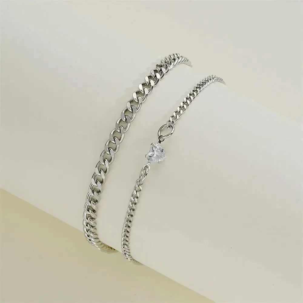 2PCS Simple Fashion Stainless Steel Bracelet Set for Couple Unisex Women Men Lover Crystal Heart Silvery Chain Bracelets Jewelry W250121