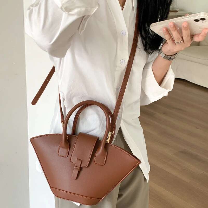 Retro Fashion Shell Women's Handbag And Wallet 2025 New PU Top Handle Korean Edition Crossbody Bag
