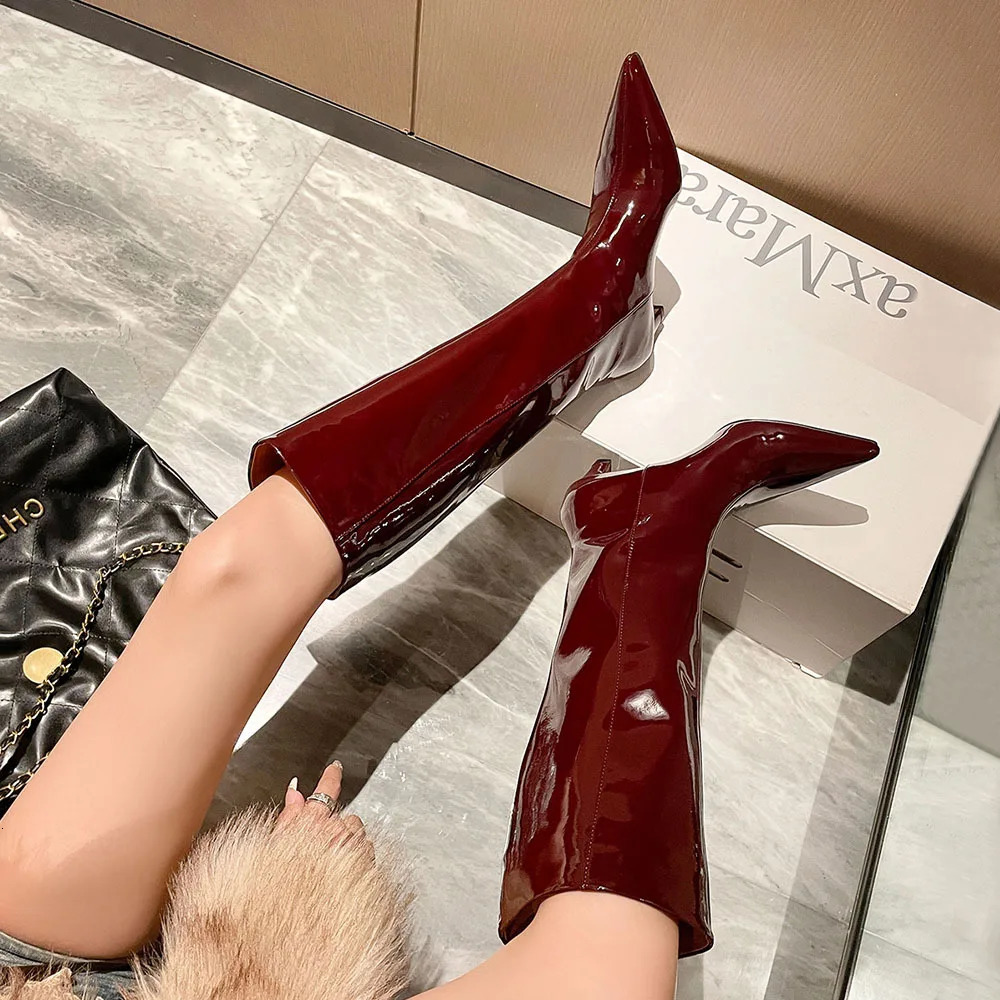 Arden Furtado Burgundy Patent Leather Knee high boots Pointed toe Slipon Stilettos heels Modern Large size 250117