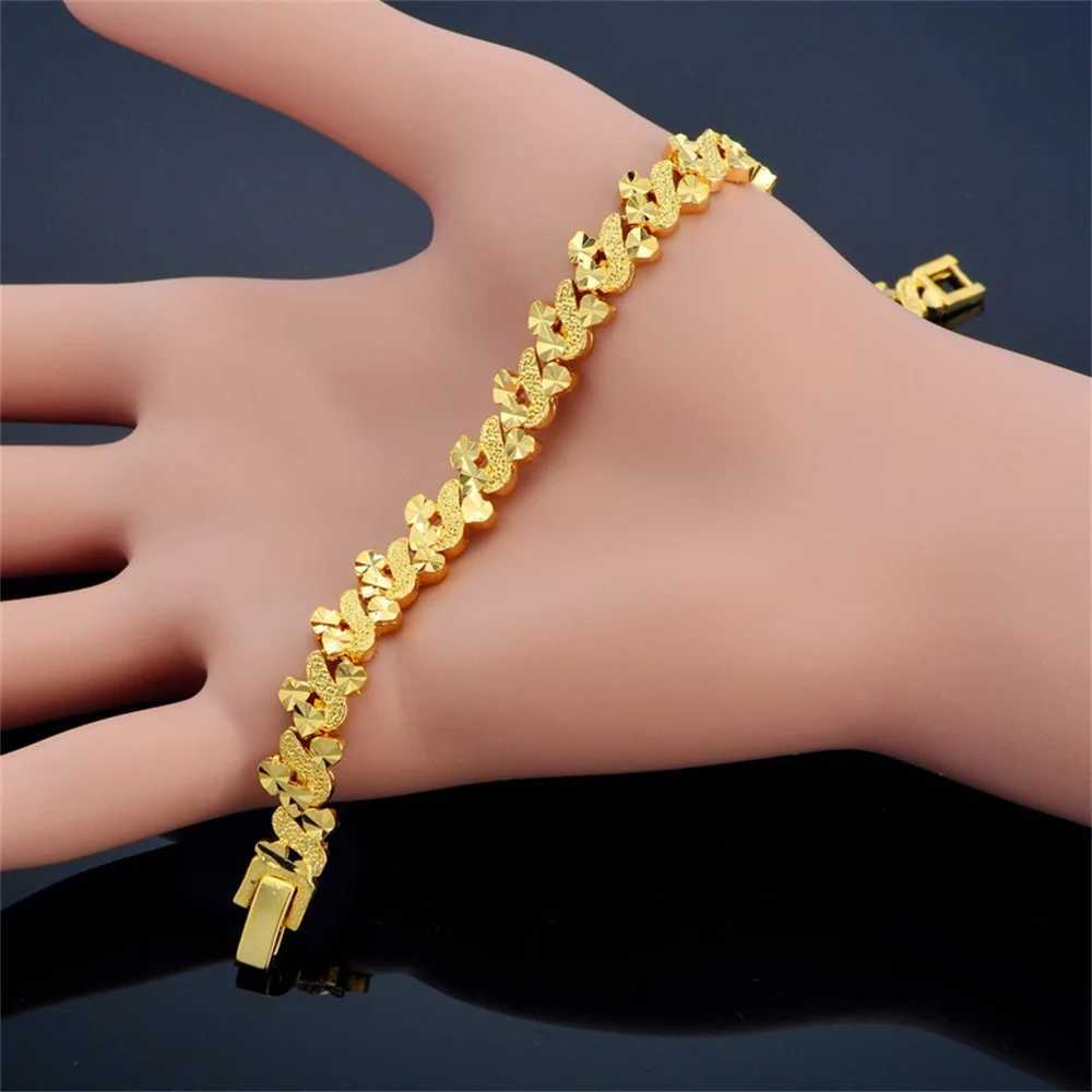 Womens Fashion Heart Chain Bracelet Gold Plated Vintage Bracelets Female Jewelry Party Anniversary Wedding Gift WholesaleXJ250117