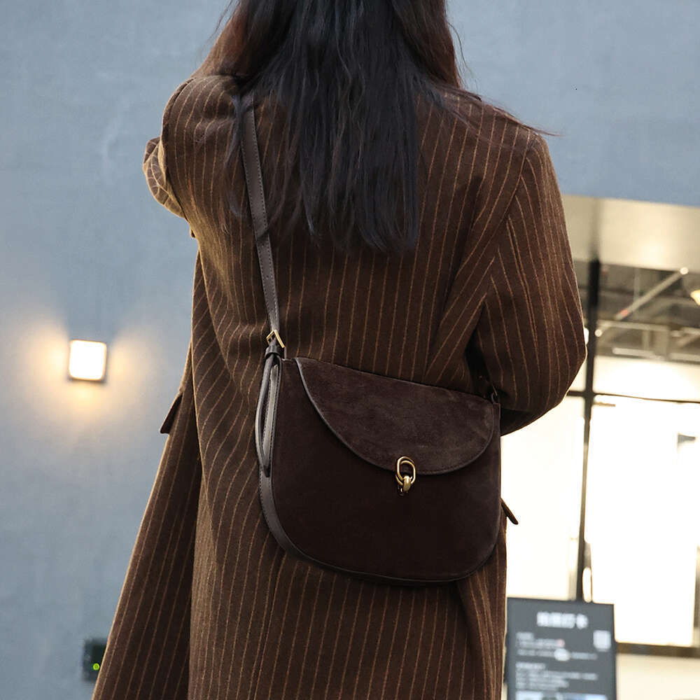 1pc JOGUJOS women's leather velvet fashionable shoulder bag, large capacity, style, polyester lining, solid color, top handle, rotating lock clos