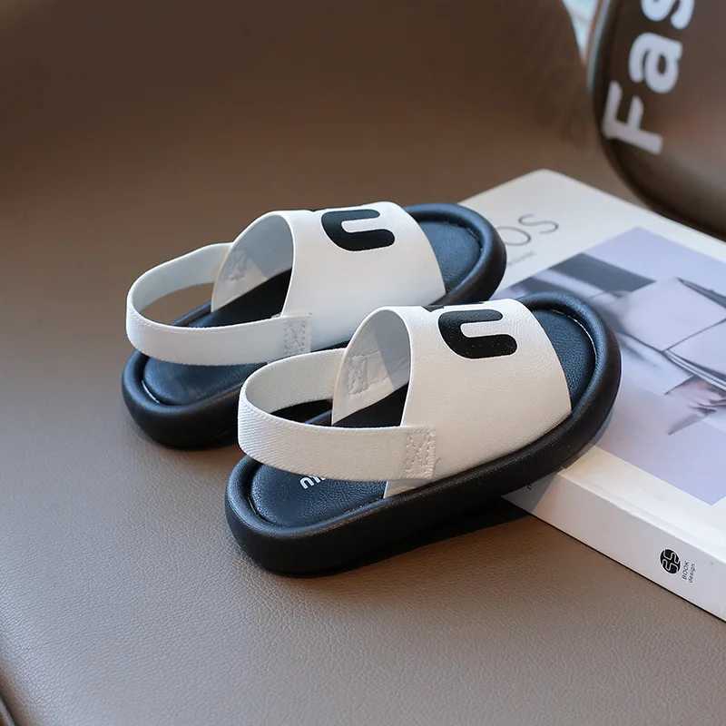 Sandals 2025 Summer New Children Beach Sandals for Girls Boys Fashion Korean Style Soft Sole Anti-slippery Versatile Chic Open-toe ShoesY25011690HG