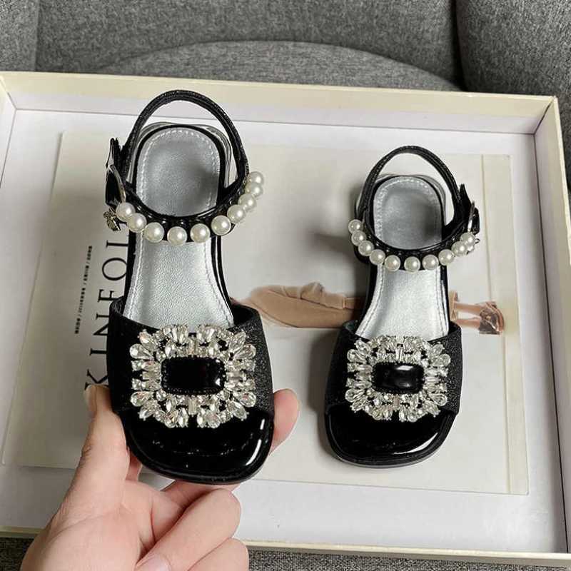 Sandals Girls Sandals Crystal Beading Elegant Patent Leather Children Sliders Open Toe Low Heel Solid Color 26-36 Kids Summer ShoesY250116R9FT