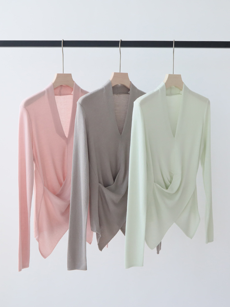 BTX3 luxury hidden link 5A masrter quality Versatile Feminine Layering Piece: Lightweight Mixed Fabric Pullover Jacket Suitable for Multiple Outfits
