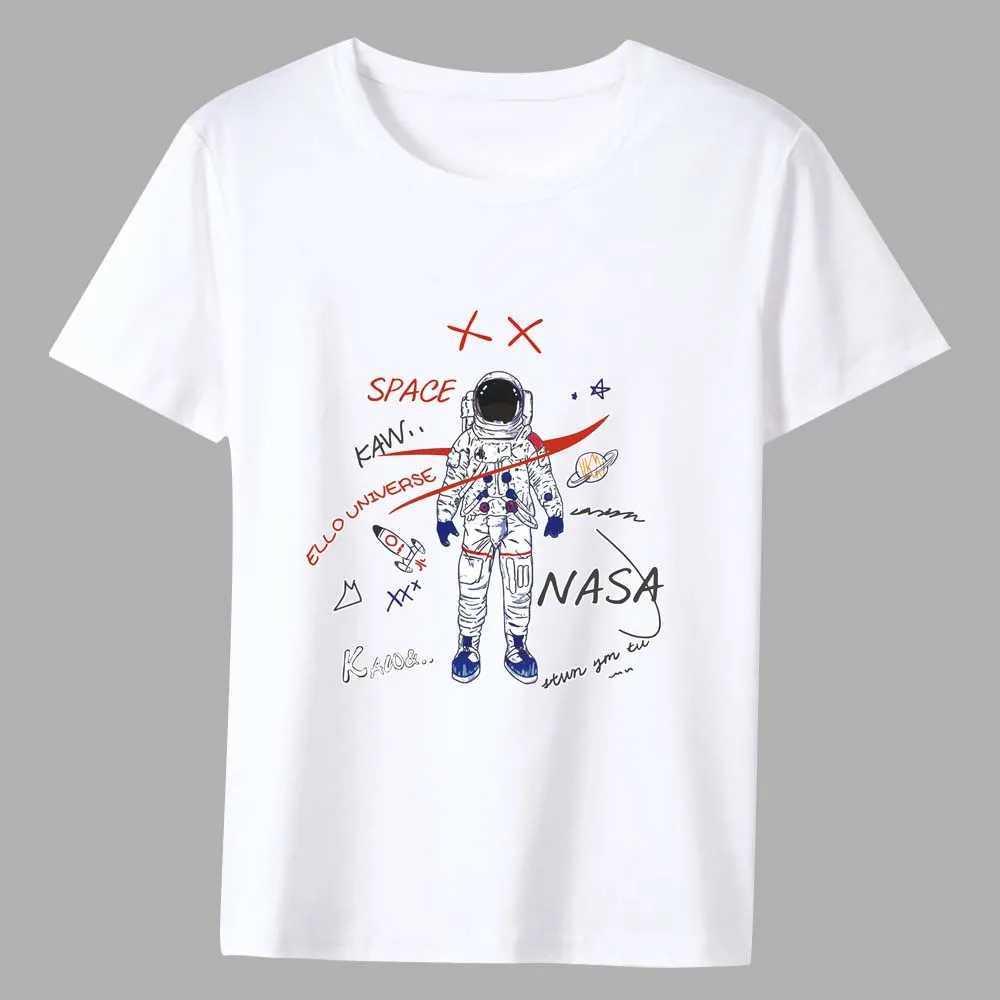 Mens T-shirt New Hot Sale Cartoon Astronaut Pattern Print Series Tee Shirt Summer Casual White Classic Male Short-sleeved TopsXJ250117