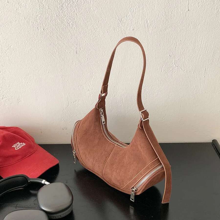 LEFTSIDE Women New Small Faux Suede Soft Handbags And Purses Vintage 2024 Winter Fashion Crossbody Lady Shoulder Bag