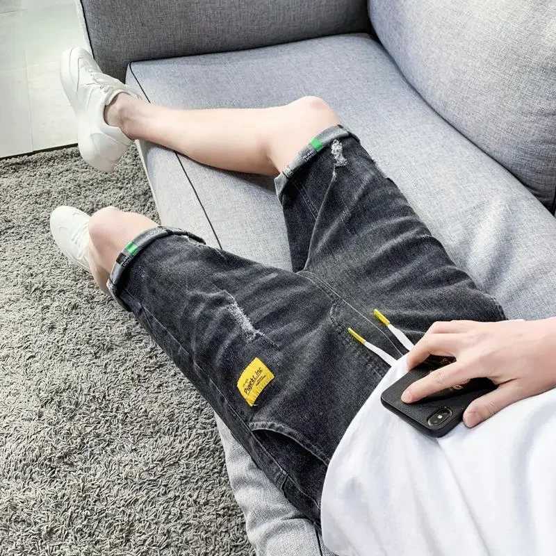 Mens Short Jeans Pants Straight Ripped Streetwear Black Male Denim Shorts with Comfortable Xxxl Vintage Cowboy Y2k Fashion XlXJ250117