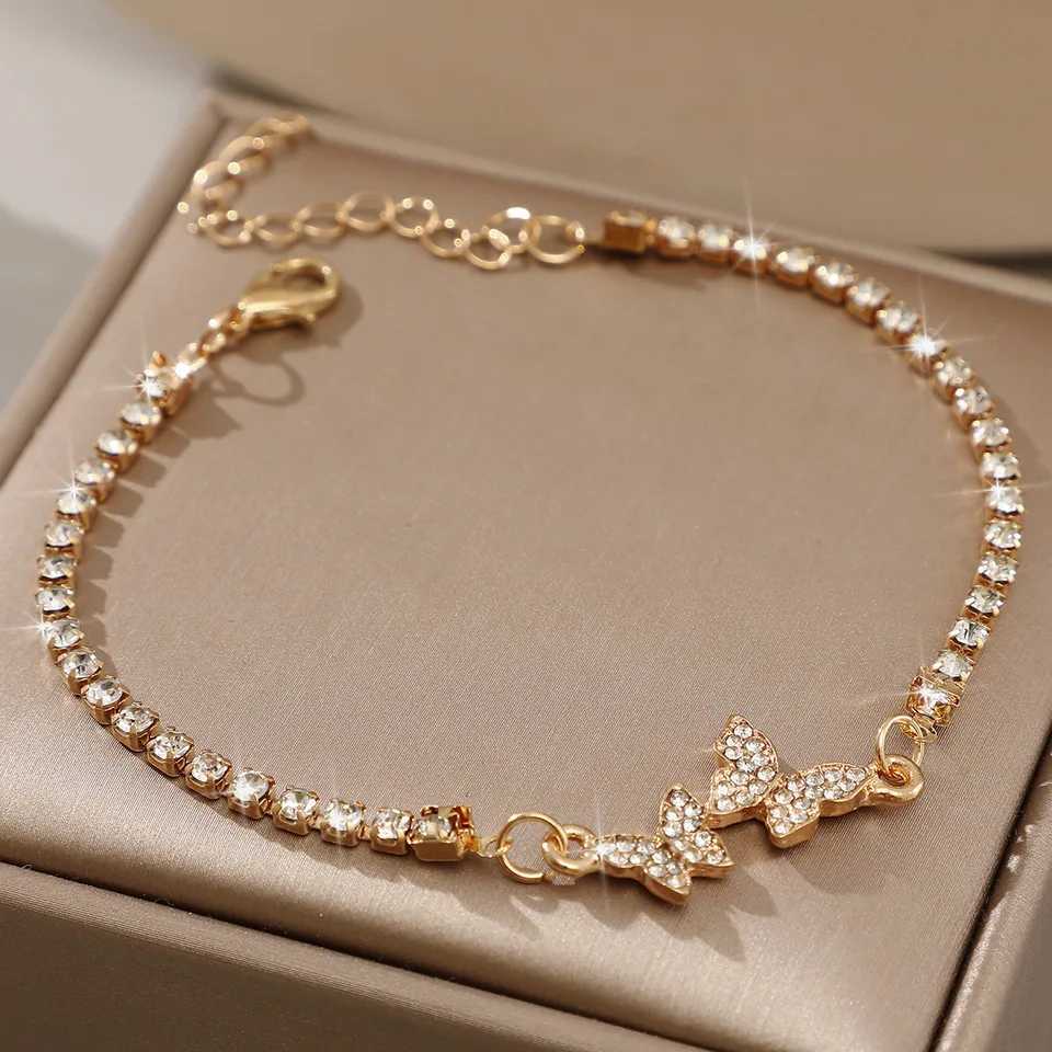 925 sterling silver butterfly bracelet womens fashionable luxury rhinestone charm bracelet Versatile Bling jewelry party giftXJ250315