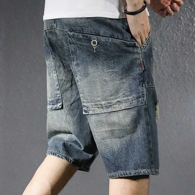 Man Denim Shorts Straight with Pockets Baggy Short Jeans Pants for Men Wide Loose Emo Streetwear Y2k Fashion Retro Blue ButtonsXJ250117
