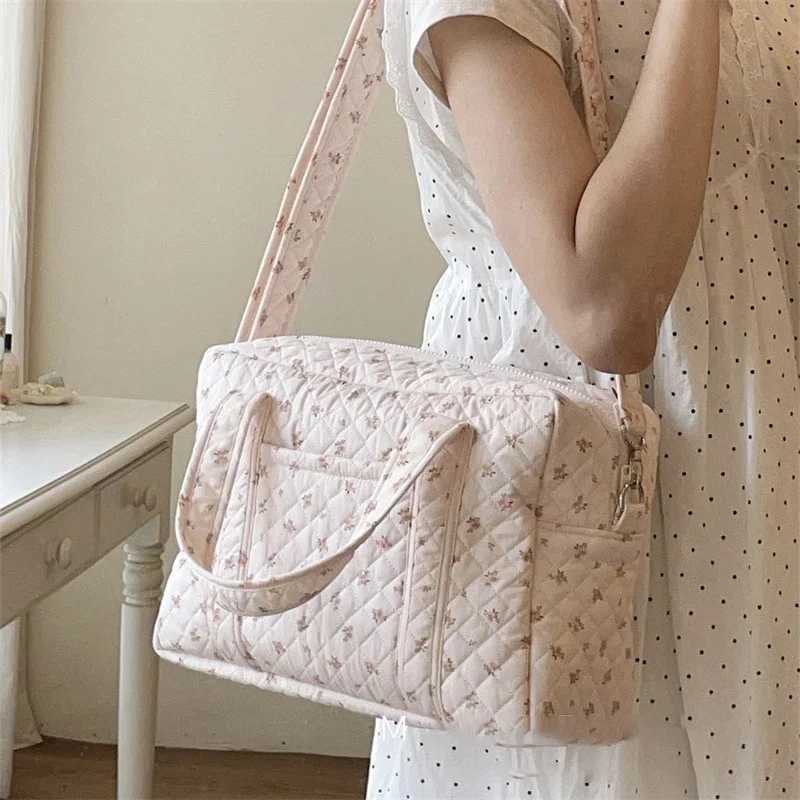 Lightweight Portable Pink Floral Multi-functional Mommy Bags Cotton Crossbody Babys Nappy Bag Mummy Shoulder BagXJ250117