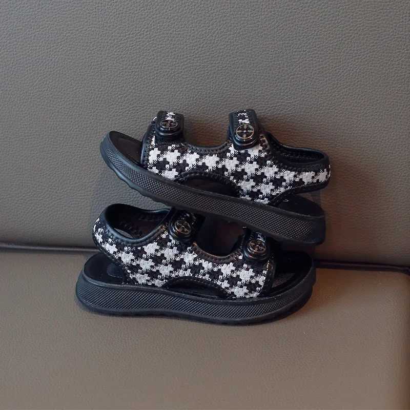 Sandals 2023 Summer New Lightweight Korean Style Large Childrens Sandals Polyamide Sole Online Womens Childrens Beach ShoesY2501167M78