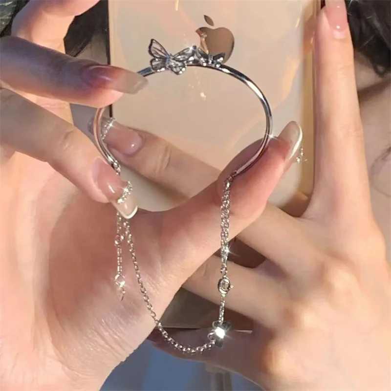 Korean Exquisite Butterfly Chain Bracelet Shiny Zirconia Flower Star Moon Pendant Adjustable Bracelets Women Elegant JewelryXJ250117