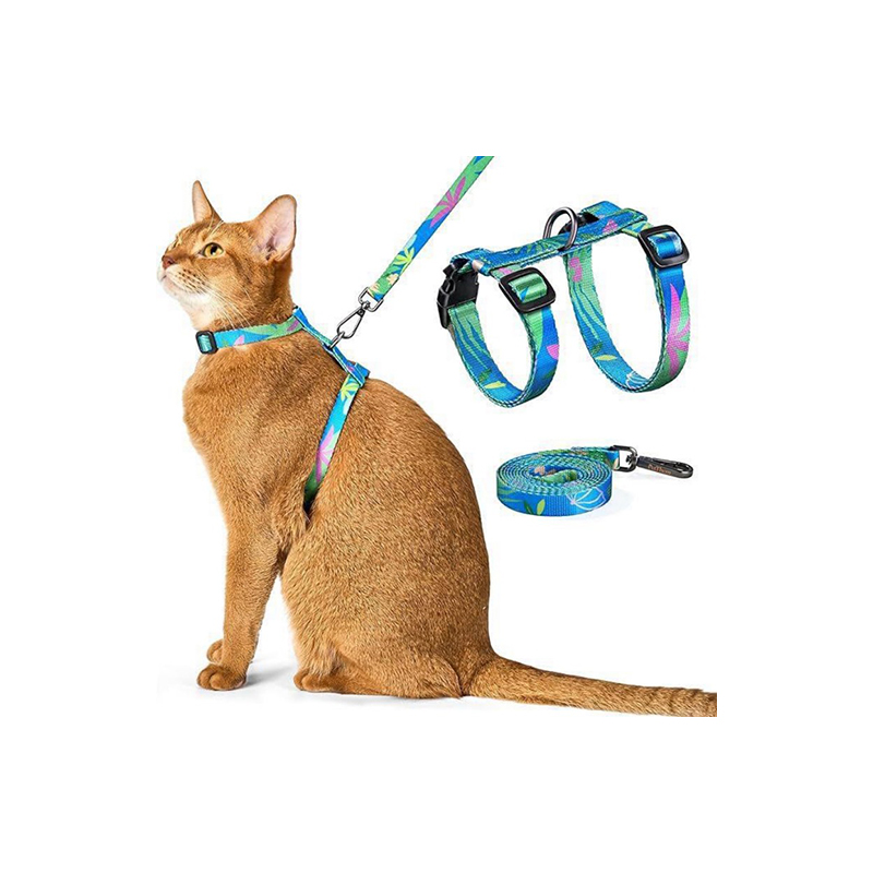 Adjustable soft vest shoulder strap for cats to protect them from slipping away. Colorful and perfect chest strap as a pet product