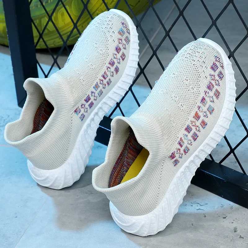 Athletic Outdoor Knit Breathable Lightweight Comfy Athletic Outdoor Walking Footwear for Toddler Children Kids Sneakers Summer Running ShoesY250116UGR