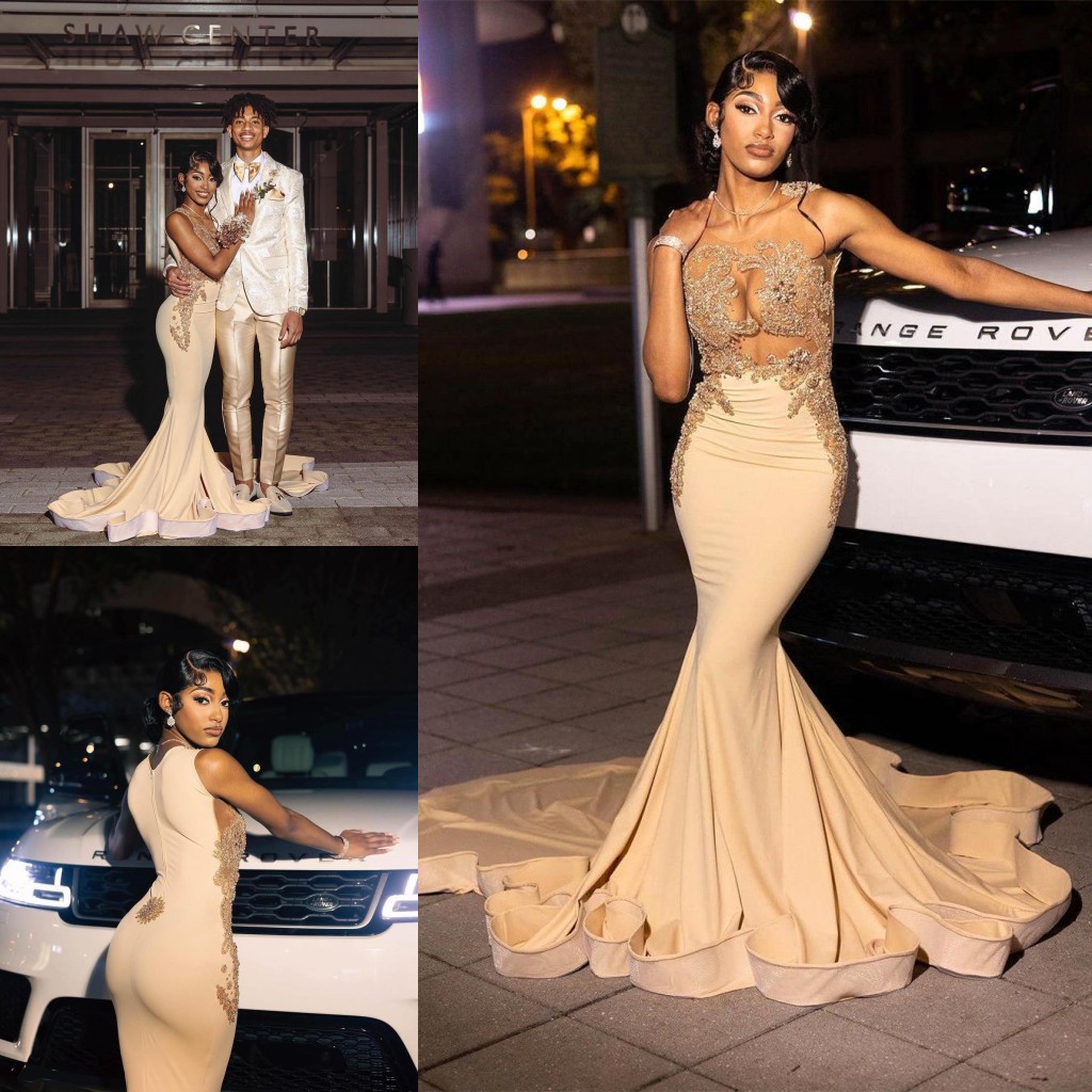 Stunning Champagne Gold Mermaid Prom Dresses With Appliques Beads Sexy Illusion Bodice Zip Back Satin Long Evening Party Gowns Custom Made Bc18161 666