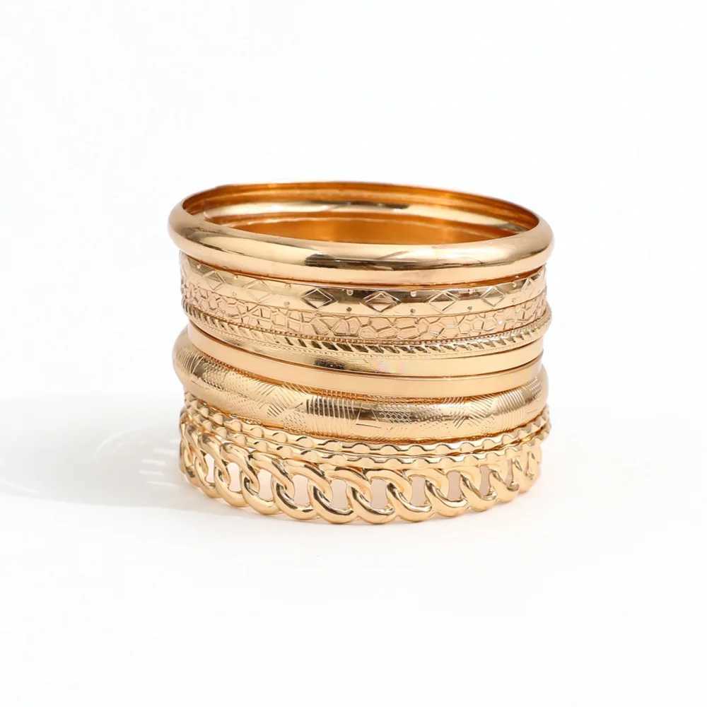 10pcs/set Metal Bangles Set For Women Heavy Punk New Styles Hiphop Textured Fashion Bracelets Jewelry AccoriesXJ250117