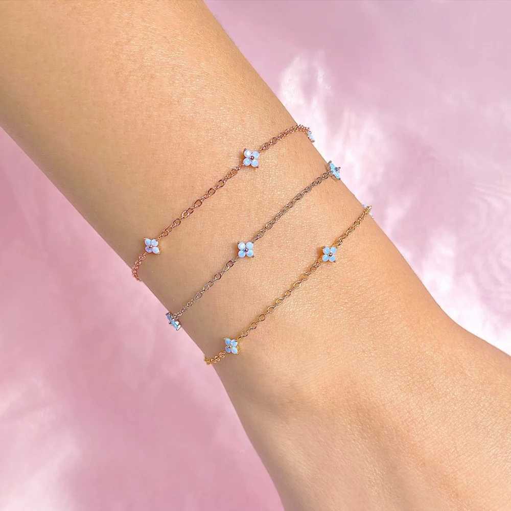Waterproof Gold Silver Mini Zircon Flower Pendant Bracelet Chain for Womens Fine Jewelry Gifts Luxury Female Bracelets Bangles W250116